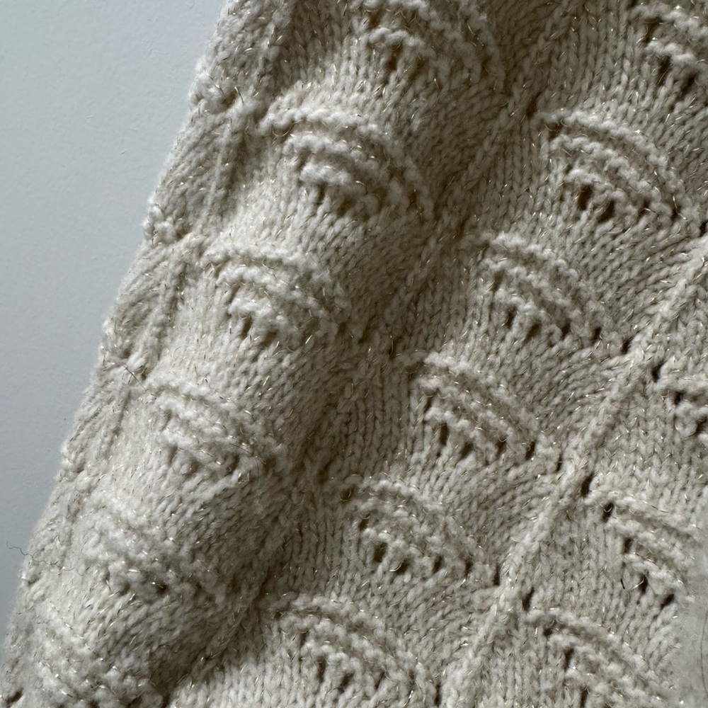 Cozy Cream Knit Sweater - Picture 4 of 4